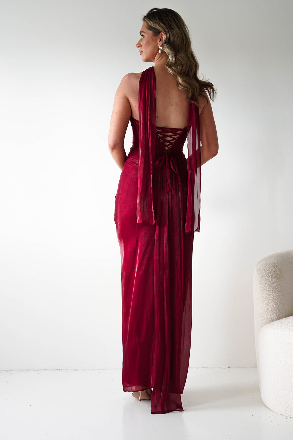Marielle Glowing Chiffon Strapless Maxi Dress in burgundy – close-up detail | Velora premium burgundy dresses