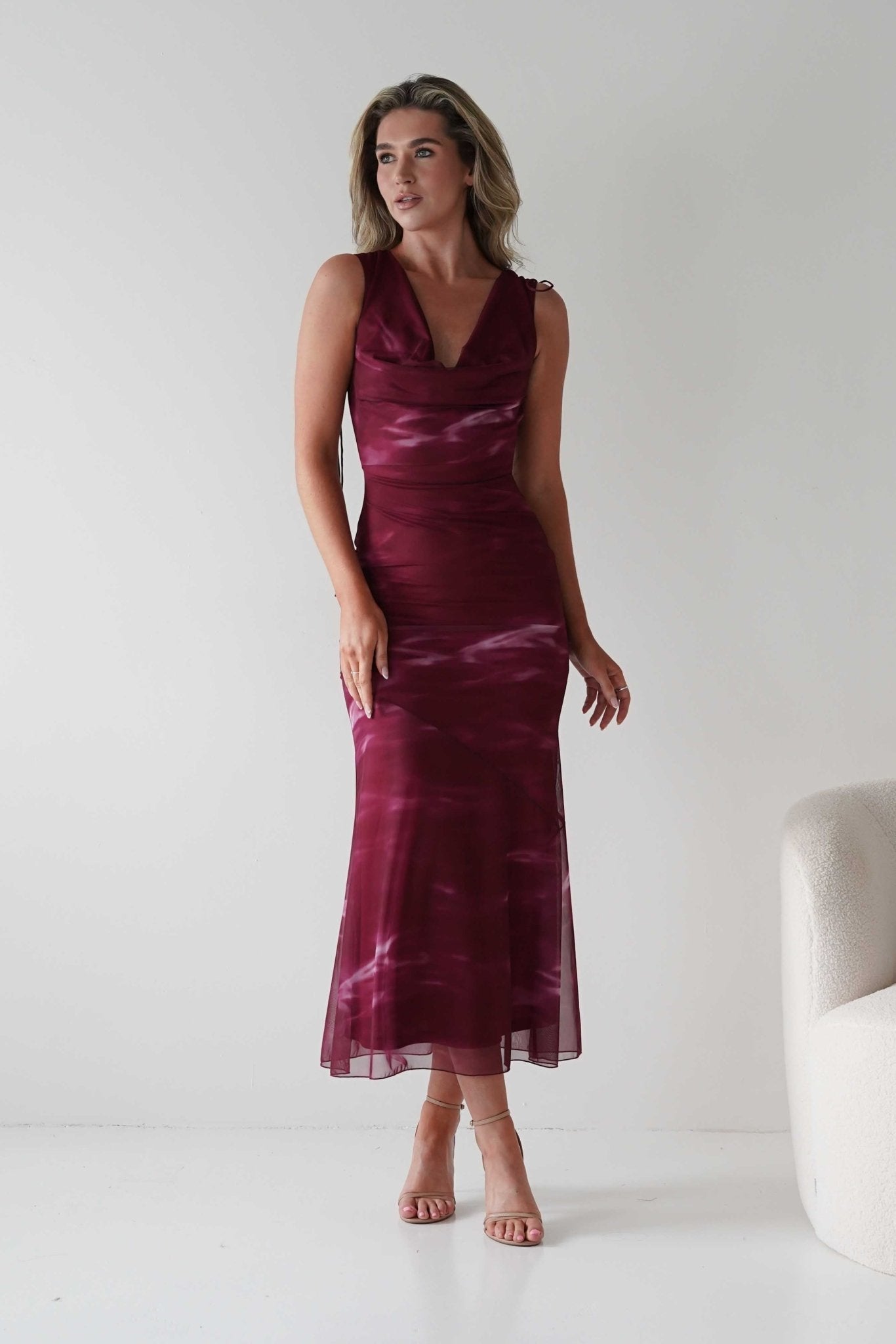 Drew Mesh Printed Maxi Dress in wine print – neckline detail | Velora premium burgundy dresses