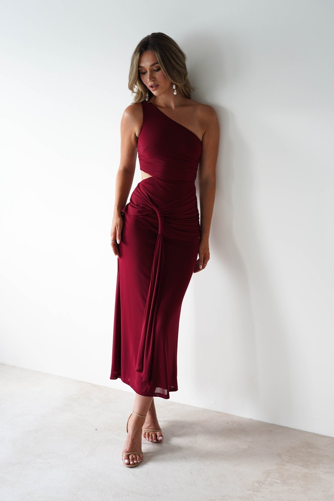 Georgia One Shoulder Mesh Midaxi Dress in wine – styled with heels | Velora premium burgundy dresses