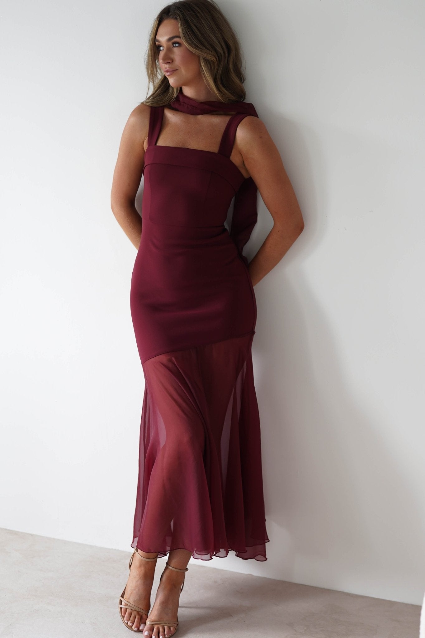 Harmony Square Neck Bodycon Maxi Dress in wine – neckline detail | Velora premium burgundy dresses