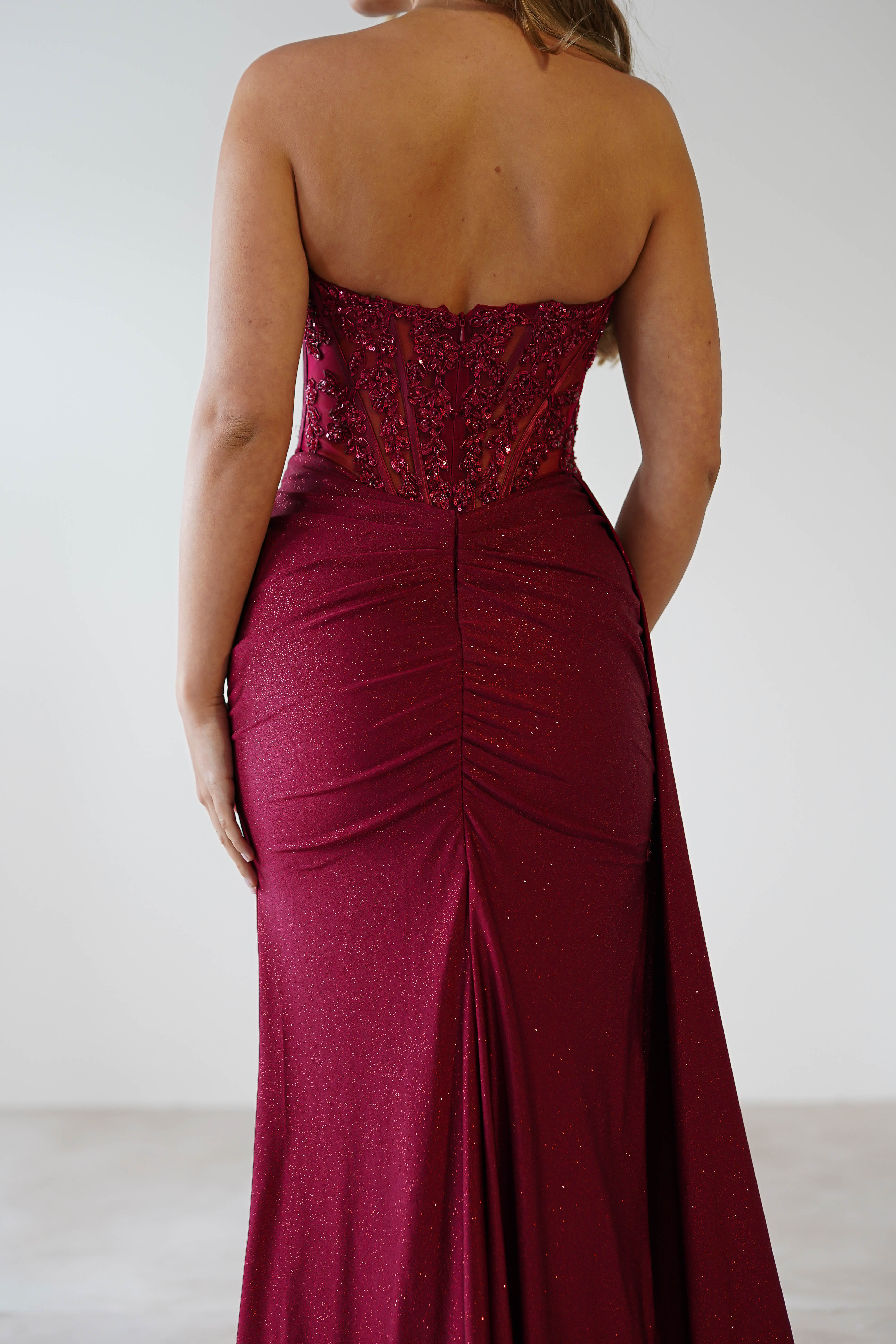 Lavelle Glitter Bodycon Gown in burgundy – close-up detail | Velora premium burgundy dresses