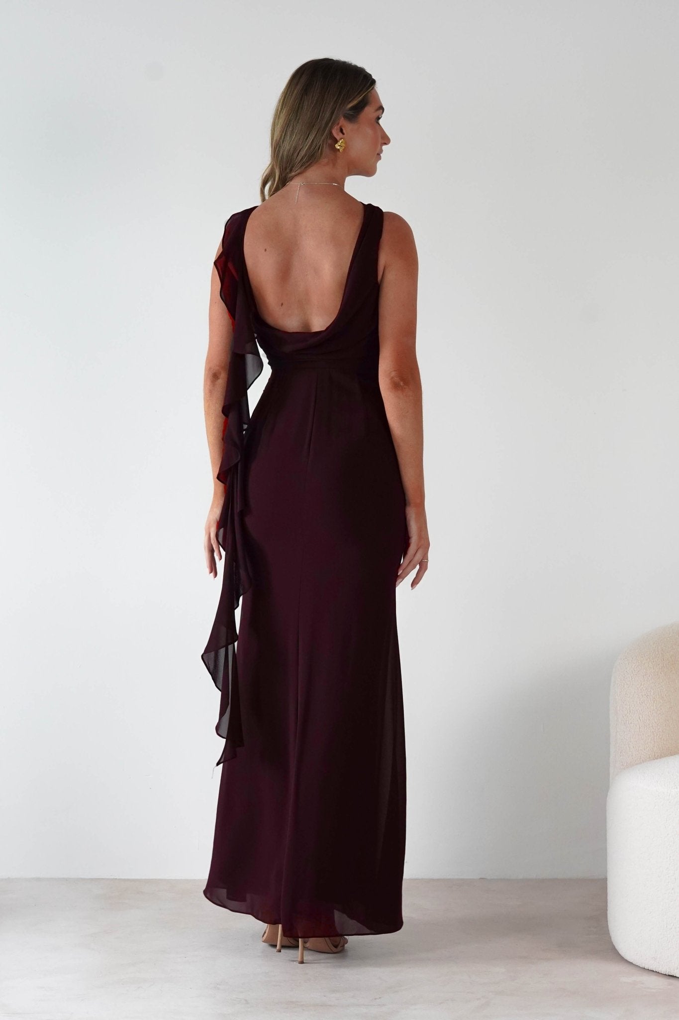 Montana Chiffon Maxi Dress in berry wine – close-up detail | Velora premium burgundy dresses