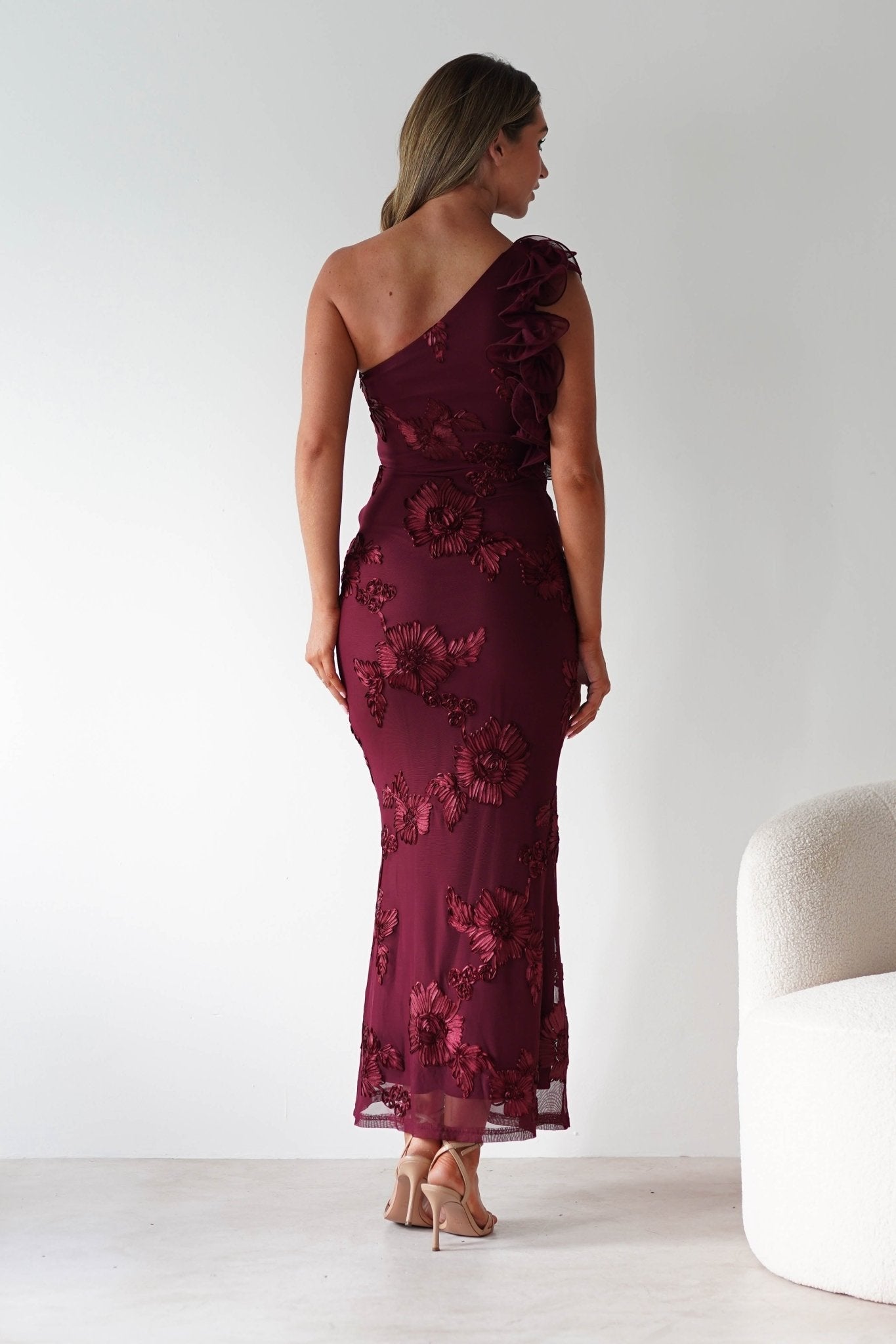 Siren Embroidered Bodycon Maxi Dress in wine textured – styled with heels | Velora premium burgundy dresses