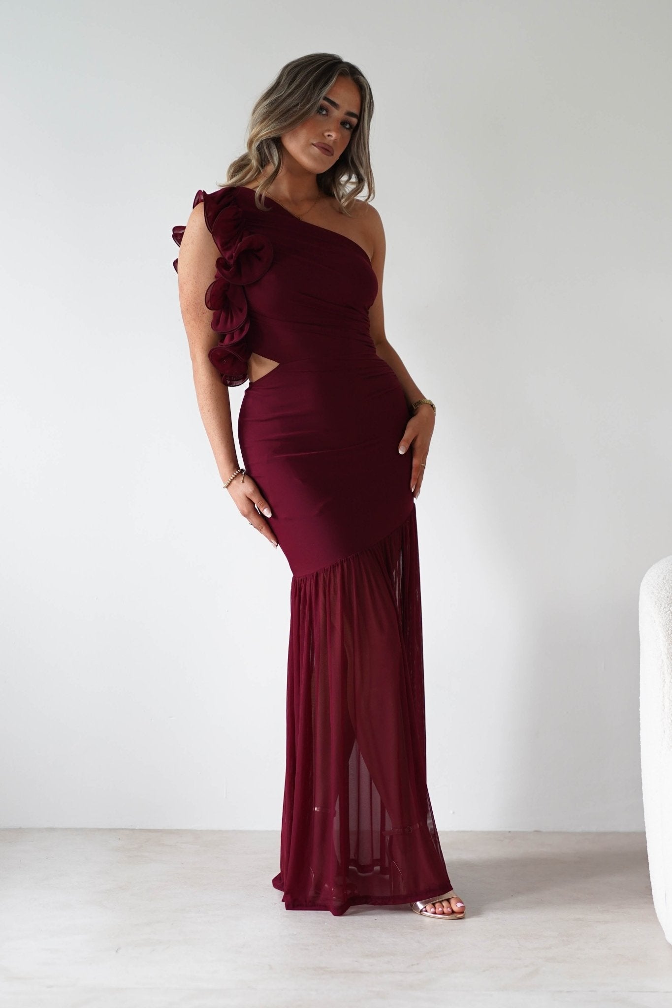Stephanie Mesh Ruffle Maxi Dress in wine – fabric detail | Velora premium burgundy dresses