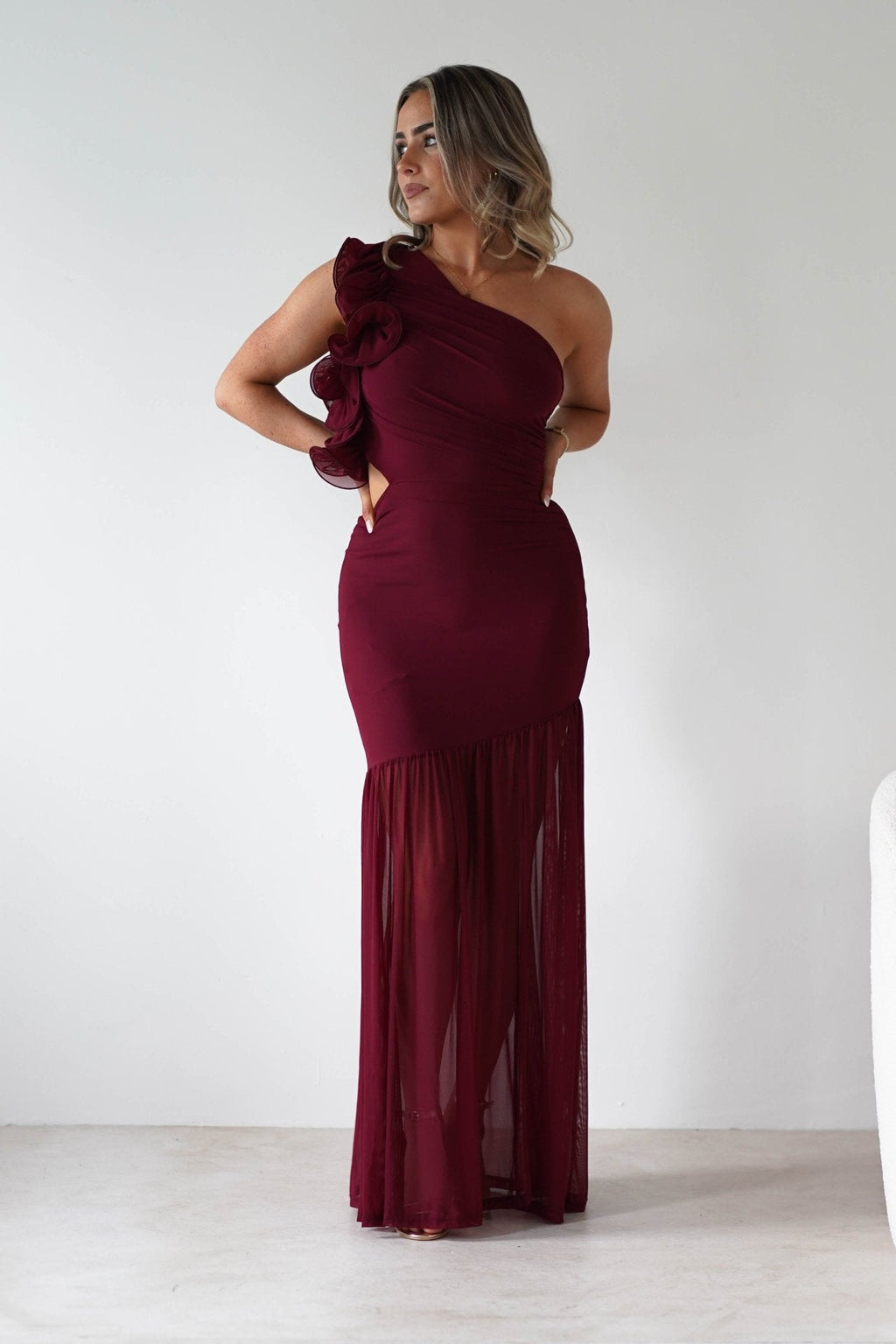 Stephanie Mesh Ruffle Maxi Dress in wine – neckline detail | Velora premium burgundy dresses