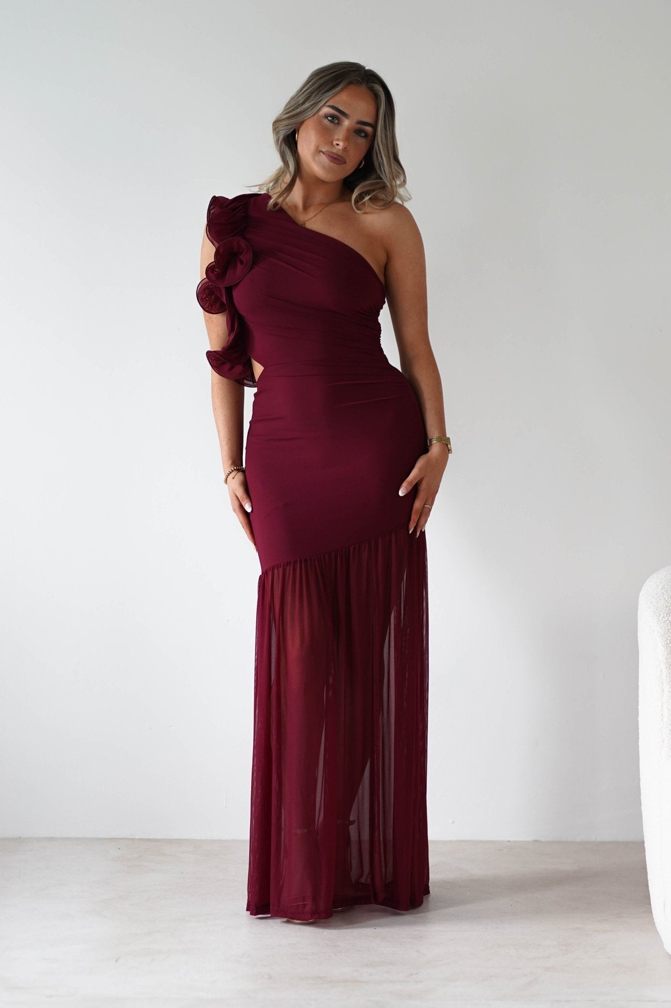 Stephanie Mesh Ruffle Maxi Dress in wine – side view | Velora premium burgundy dresses